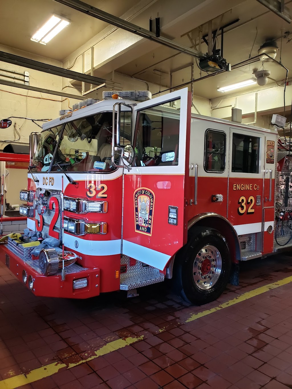 DCFD Engine 32 & Truck 16 | 2425 Irving St SE, Washington, DC 20020, USA | Phone: (202) 673-3232