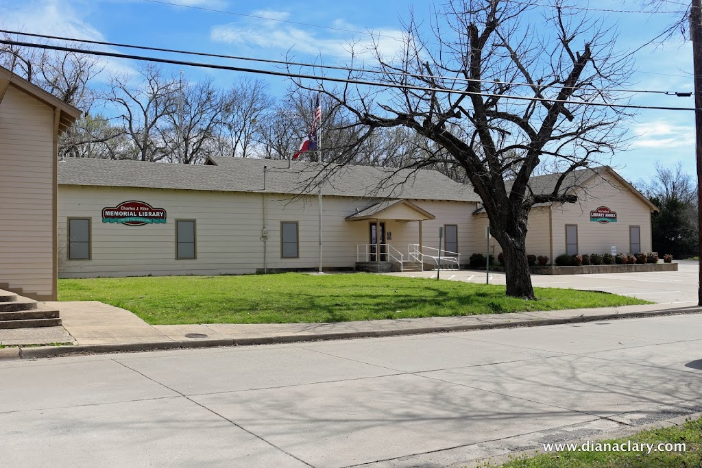 Charles Rike Memorial Library | 203 Orange Ave, Farmersville, TX 75442, USA | Phone: (972) 782-6681