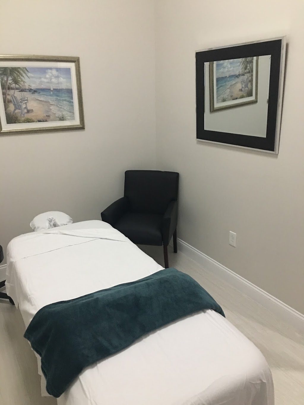 Alora Health Spa | 2295 S Hiawassee Rd Suite 105b, Orlando, FL 32835 | Phone: (407) 613-5507