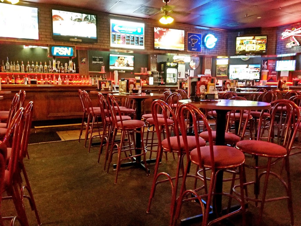 Hotshots Sports Bar & Grill | 12664 Dorsett Rd, Maryland Heights, MO 63043, USA | Phone: (314) 485-3240