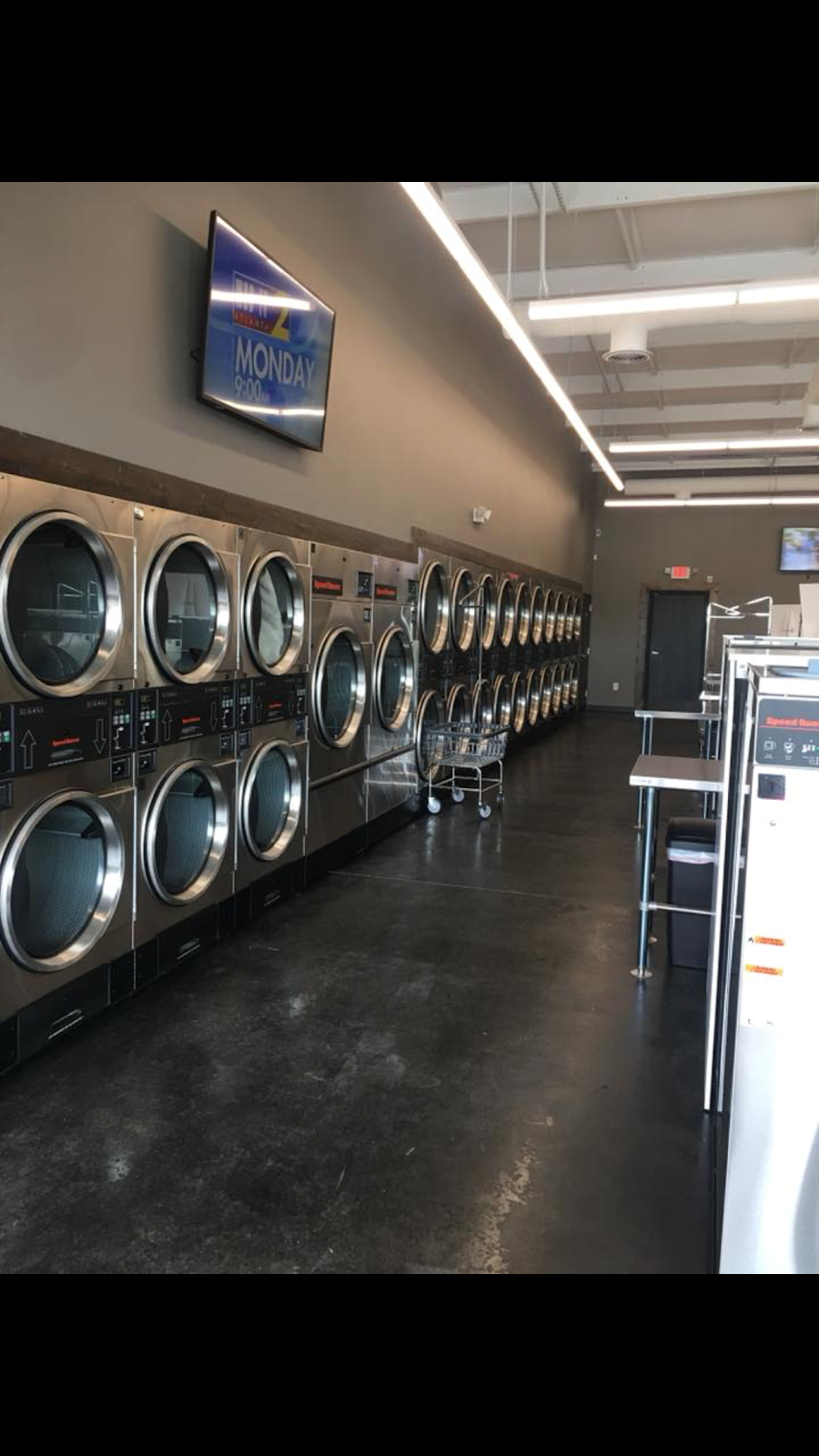 The Washroom Laundromat | 831 West Ave B, Cartersville, GA 30120, USA | Phone: (770) 382-9274