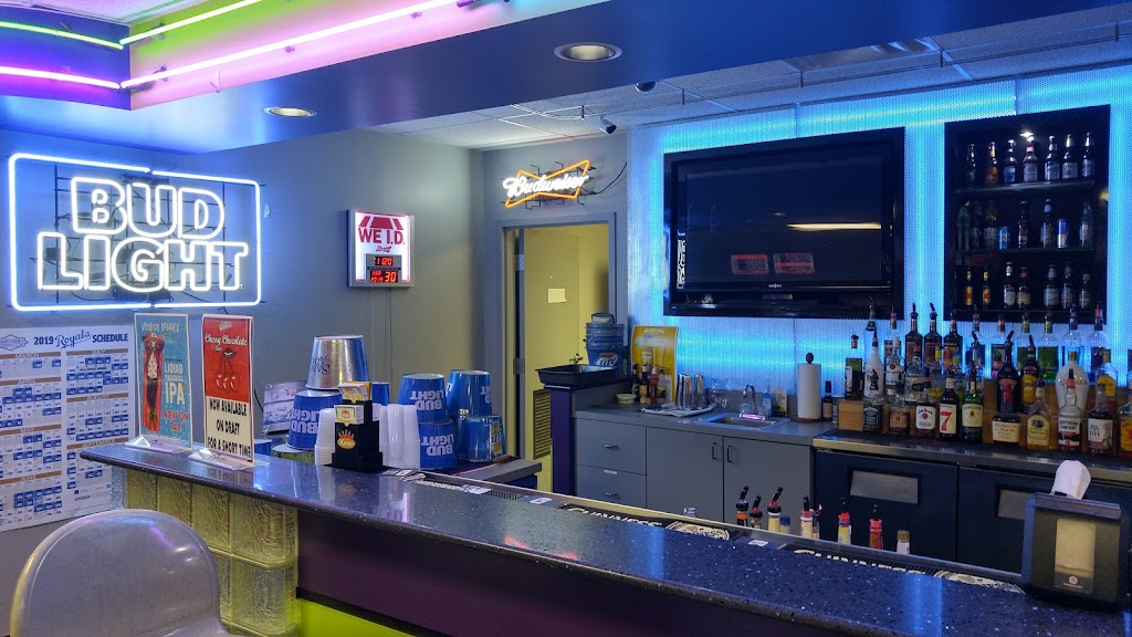 Summit Lanes | 803 SW Oldham Pkwy, Lees Summit, MO 64081, USA | Phone: (816) 524-3322