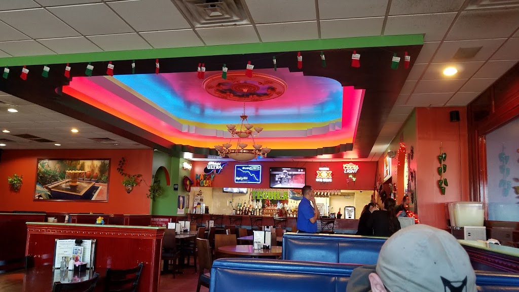 El Nuevo Mexico Restaurant | 201 Childers Dr., Bastrop, TX 78602, USA | Phone: (512) 321-1800