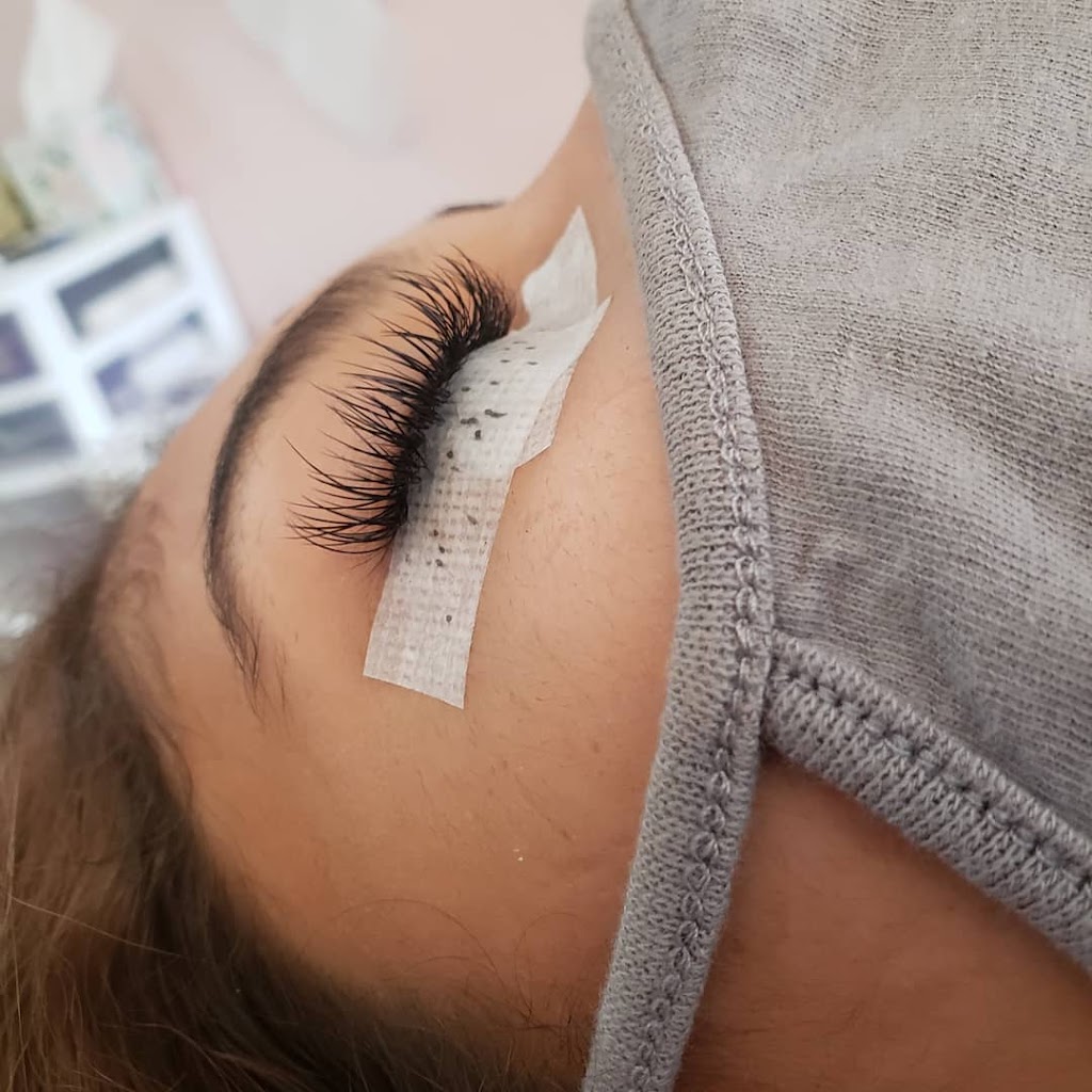 Little Black Lashes by Ann Marie | 8523 Seminole Blvd, Seminole, FL 33772 | Phone: (813) 493-2902