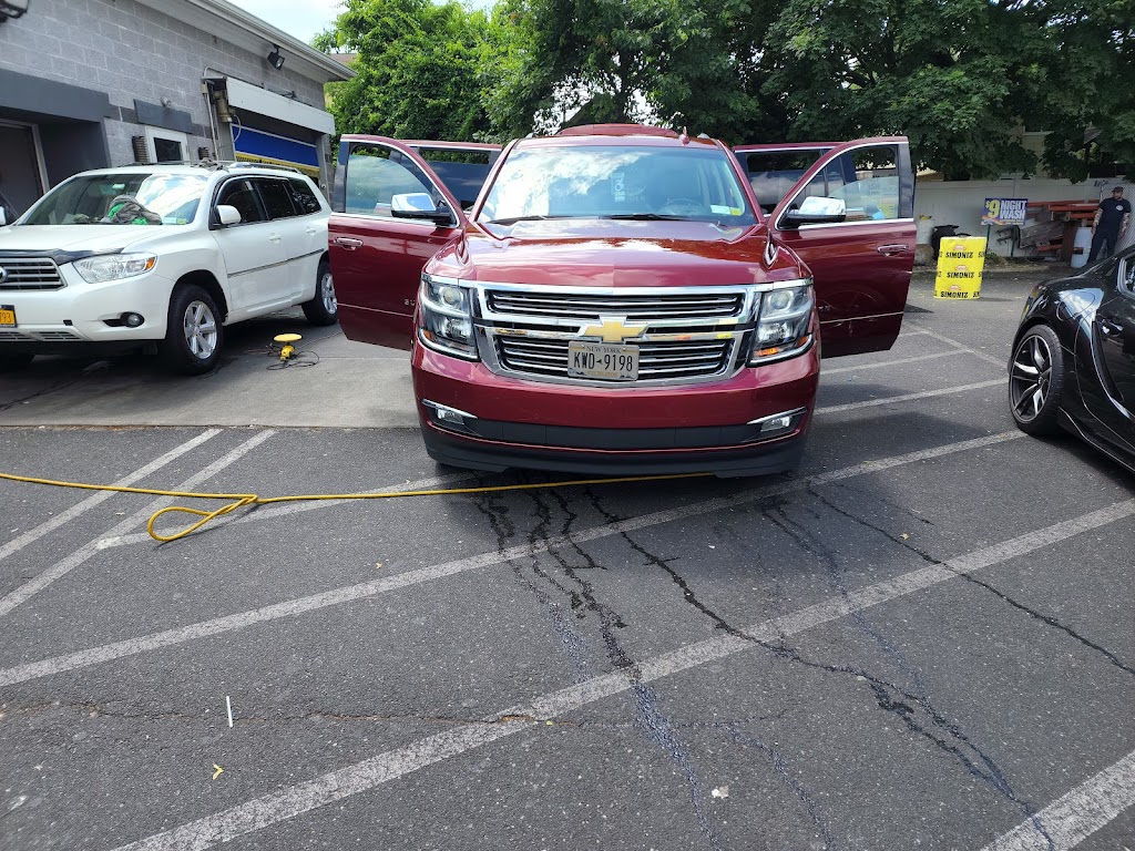 Rainbow Car Wash | 225 W Old Country Rd, Hicksville, NY 11801, USA | Phone: (516) 595-7217