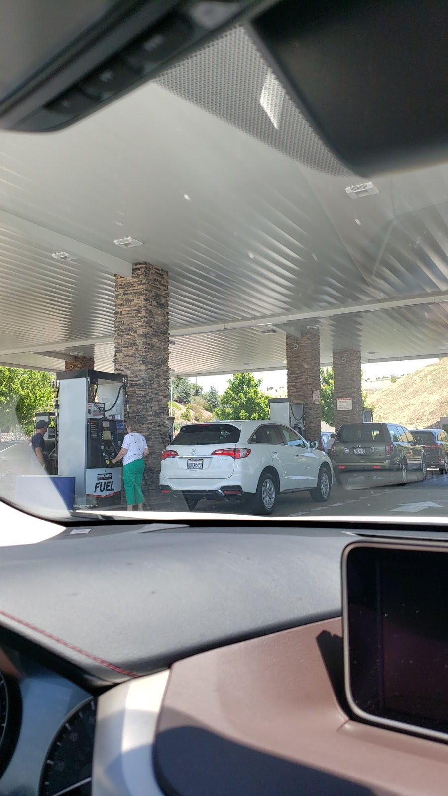 Costco Gas Station | 1800 Cavitt Dr, Folsom, CA 95630, USA | Phone: (916) 850-1000