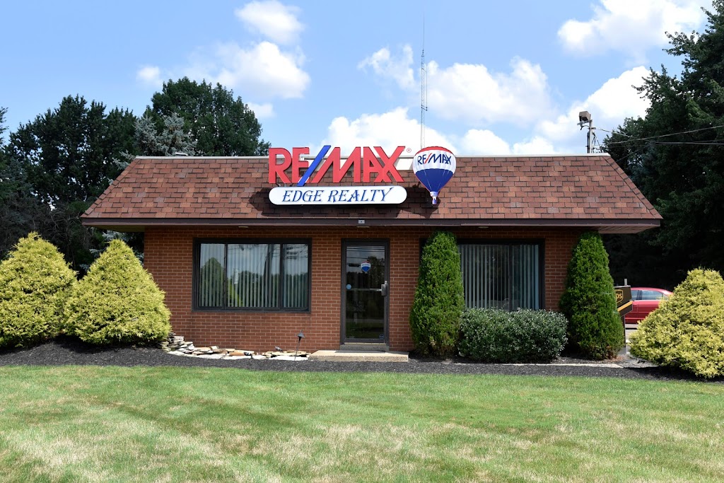 RE/MAX EDGE REALTY, Canton OH | 6929 Portage St NW, North Canton, OH 44720, USA | Phone: (330) 236-5100