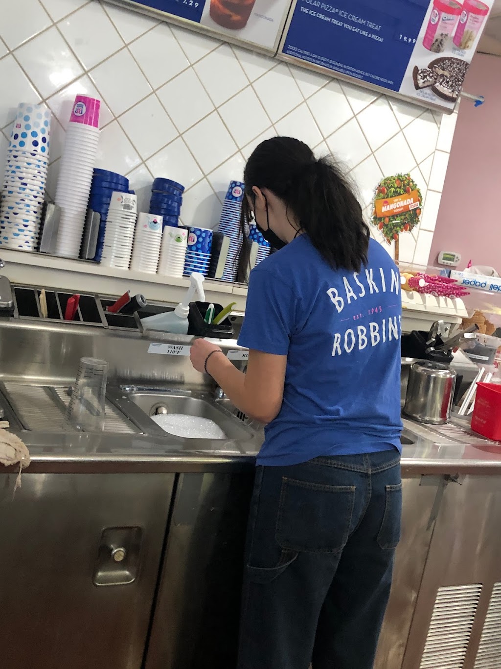 Baskin-Robbins | 1769 Grant Ave, Novato, CA 94945, USA | Phone: (415) 897-9862