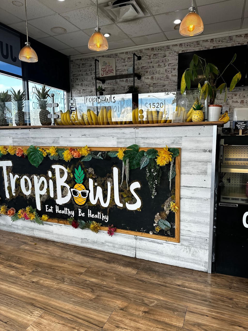 TropiBowls | 1520 E Commercial Blvd, Oakland Park, FL 33334, USA | Phone: (954) 530-4913