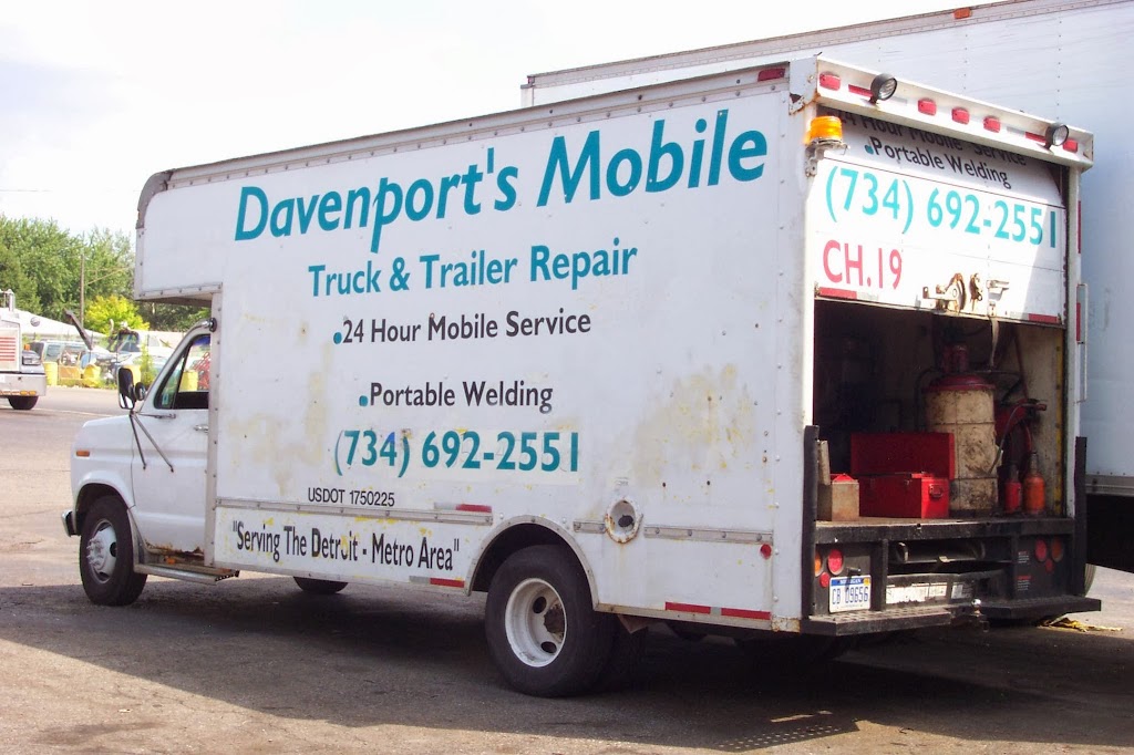 Davenports Truck & Trailer Repair Inc. | 26380 Van Born Rd, Dearborn Heights, MI 48125, USA | Phone: (313) 292-0181