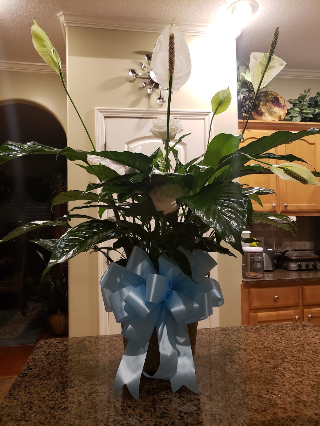 Creative Hands Florist | 4764 Dylan Valley Dr, Memphis, TN 38135, USA | Phone: (901) 372-2590