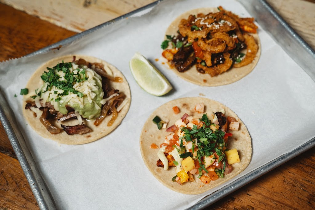 Milwalky Taco | 605 N Milwaukee Ave, Libertyville, IL 60048, USA | Phone: (224) 513-5766