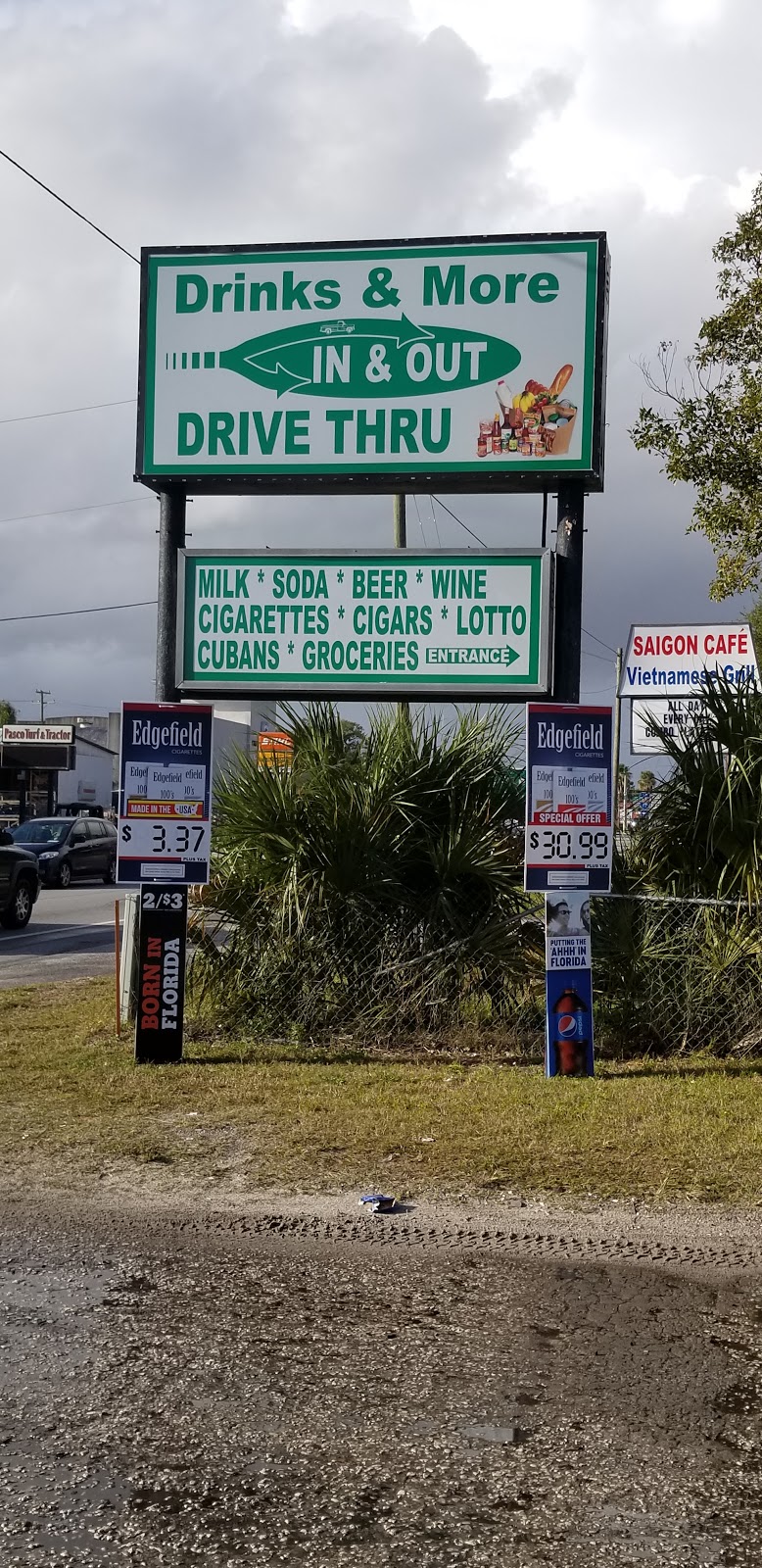 In and out drive thru | 5058 Gall Blvd, Zephyrhills, FL 33542 | Phone: (813) 783-1610