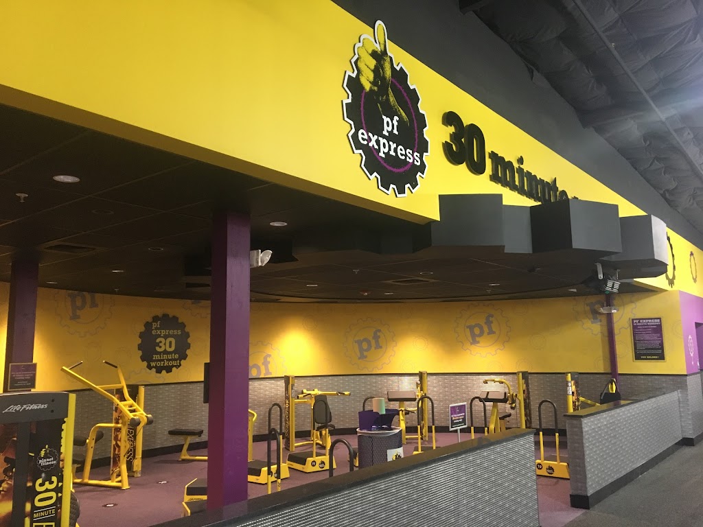 Planet Fitness | 817 E 72nd St, Tacoma, WA 98404, USA | Phone: (253) 475-5689