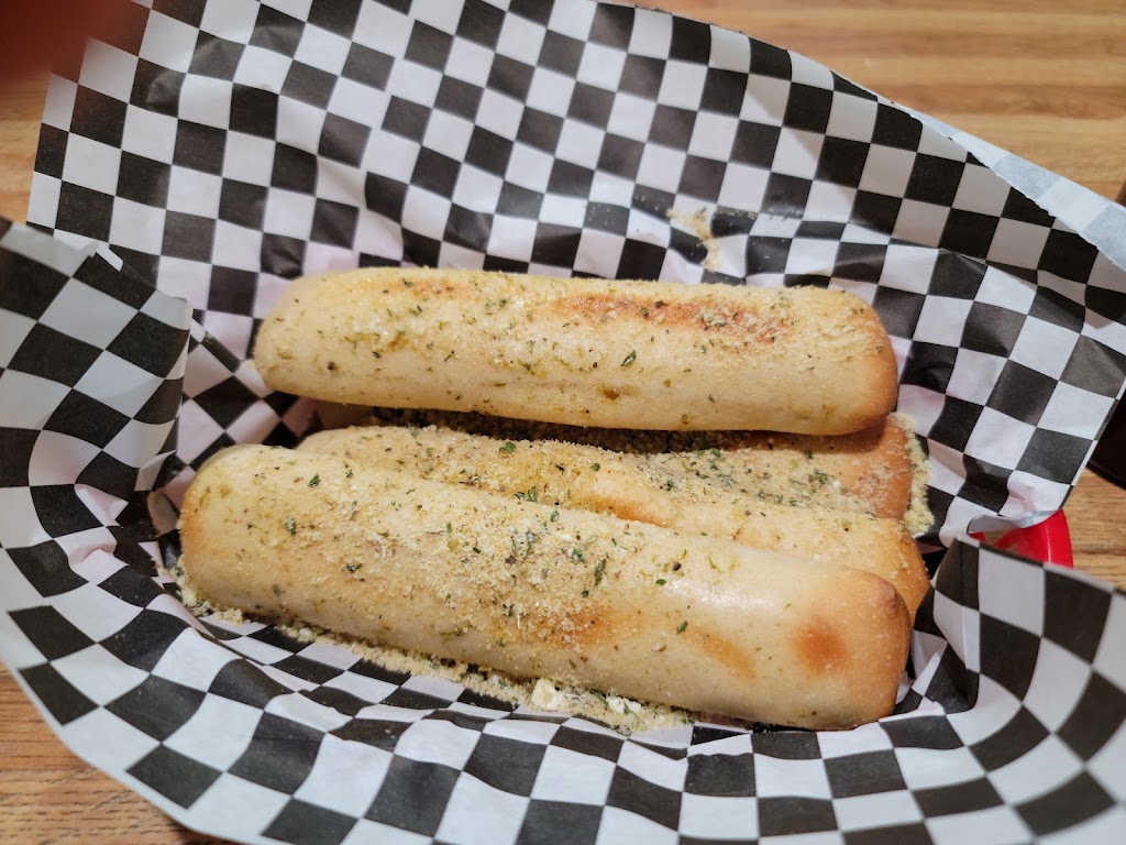 Finish Line Pizza | 303 N Pecan St, Bells, TX 75414, USA | Phone: (903) 965-2196