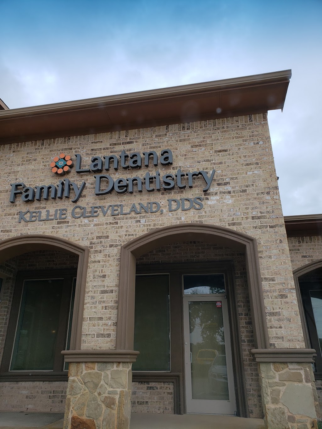 Dr. Kellie K. Cleveland, DDS- Lantana Family Dentistry | 4110 FM 407 #150, Double Oak, TX 75077, USA | Phone: (940) 455-7004