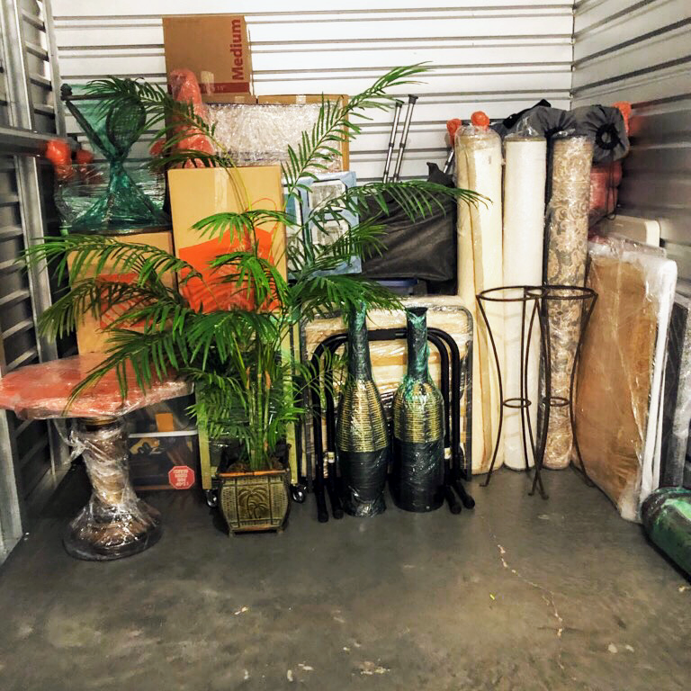 Simple Moving LLC | 333 N Dobson Rd N.O 3 • suite 5, Chandler, AZ 85224 | Phone: (480) 744-7675