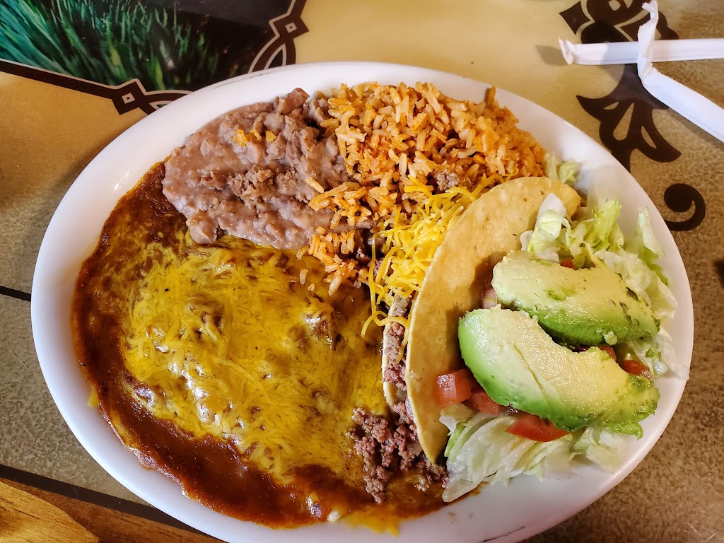 Mariachis Burger House | 621 W Corral Ave, Kingsville, TX 78363, USA | Phone: (361) 516-0777