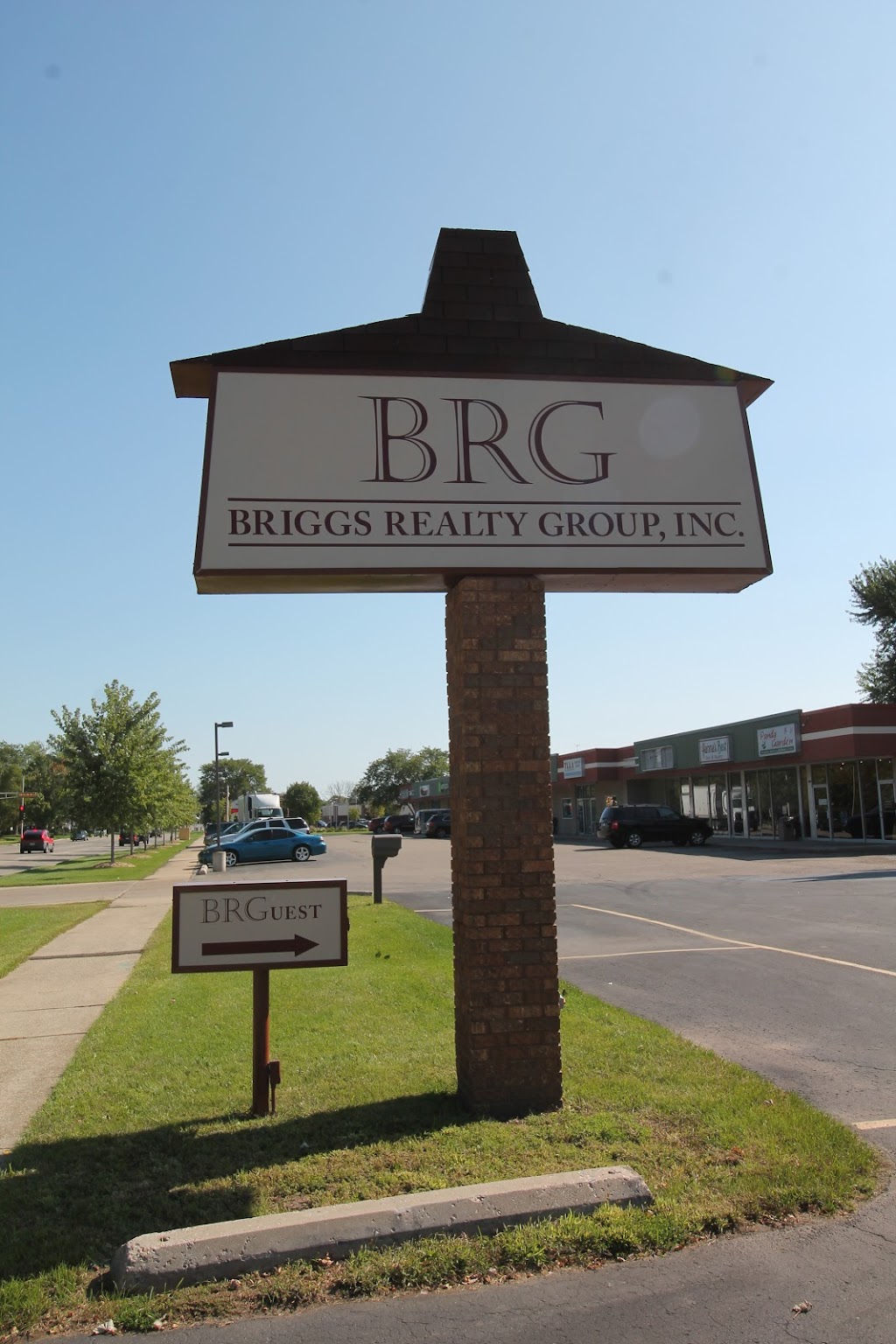 Briggs Realty Group | 2522 E Milwaukee St, Janesville, WI 53545, USA | Phone: (608) 755-5400