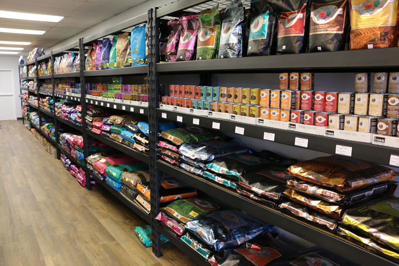 Pets Discount - Natural & Organic Pet Food | 739 N 132nd St, Omaha, NE 68154 | Phone: (402) 504-1945