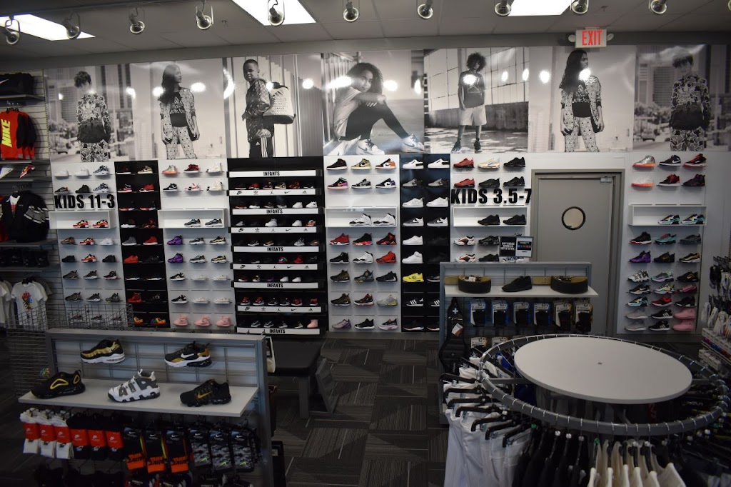 Hibbett Sports | 1688F N Perris Blvd Space F, Perris, CA 92571, USA | Phone: (951) 287-8814