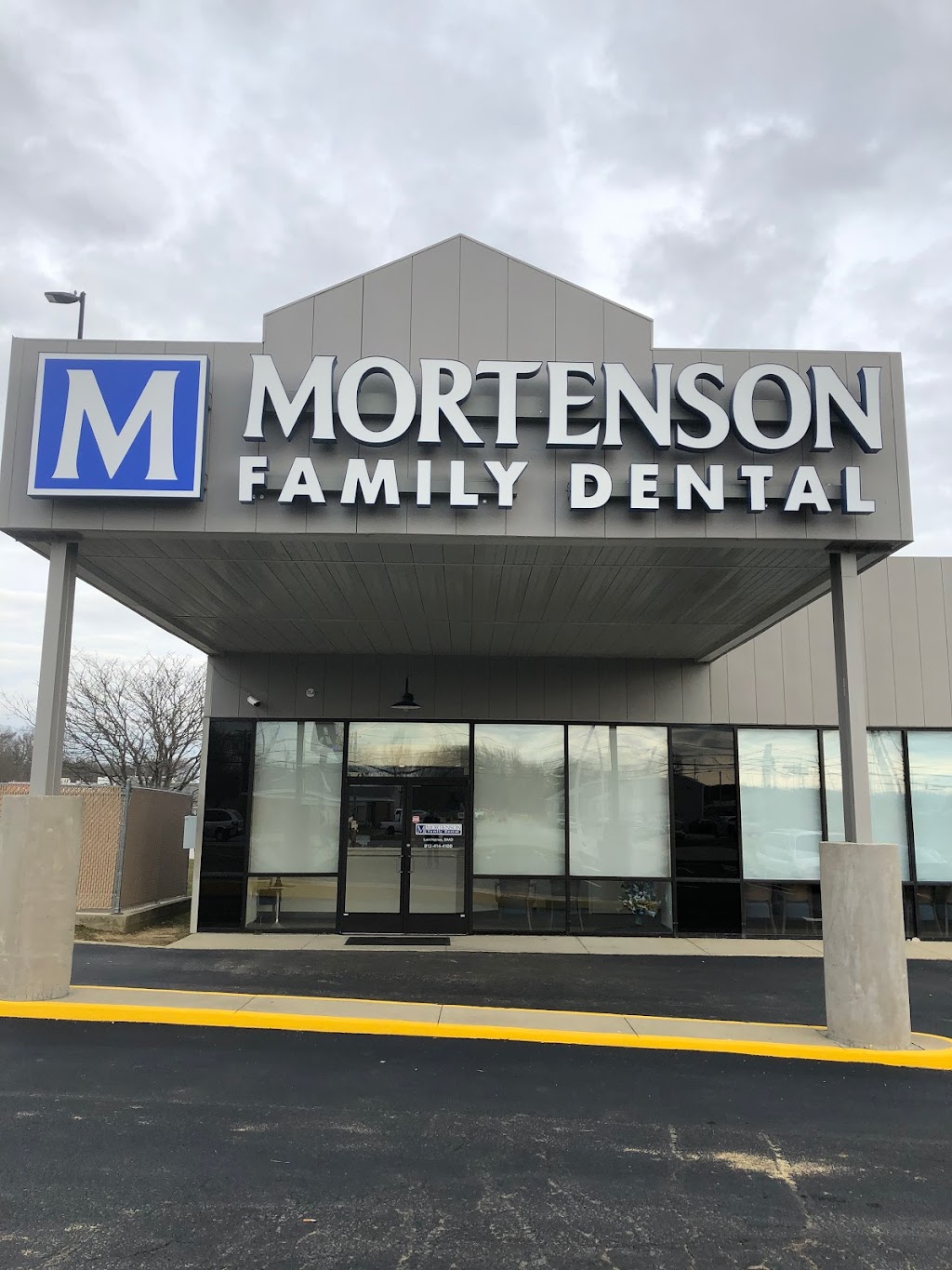 Mortenson Family Dental | 1606 W McClain Ave, Scottsburg, IN 47170, USA | Phone: (812) 414-4100