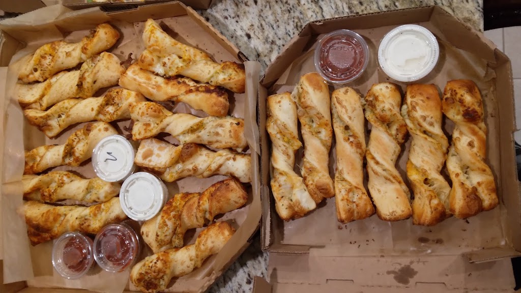 Round Table Pizza | 29910 Murrieta Hot Springs Rd, Murrieta, CA 92563, USA | Phone: (951) 677-1014