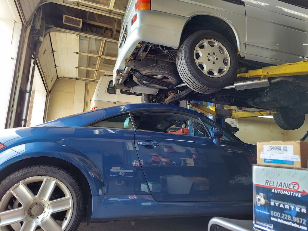 Leins Auto Repair | 141 Pine St, Attleboro, MA 02703, USA | Phone: (617) 623-9000