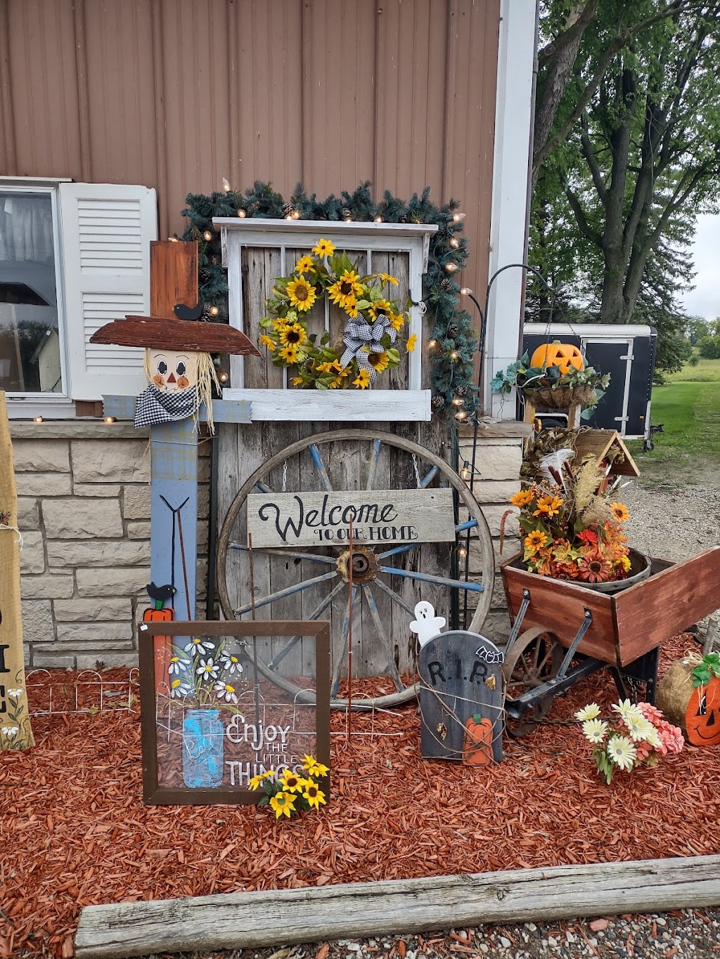 Cindys Country Crafts | 3589 Badger Rd, Kewaskum, WI 53040, USA | Phone: (262) 707-1566