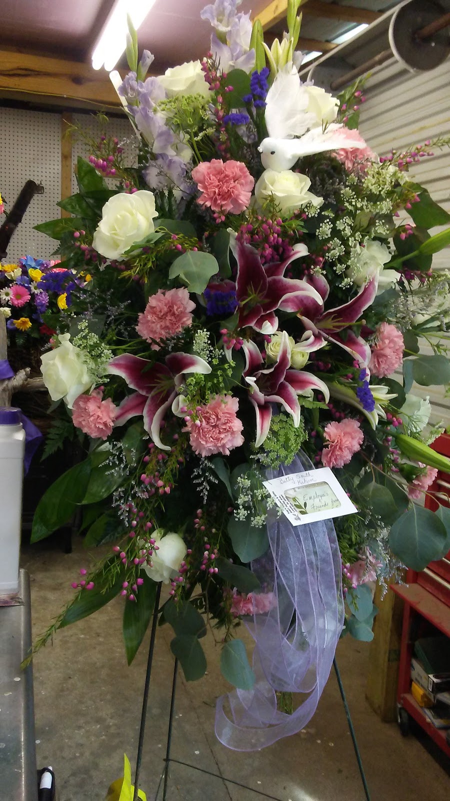 Kays Flowers & Gifts | 8401 Farley Ave, Leeds, AL 35094, USA | Phone: (205) 699-2590