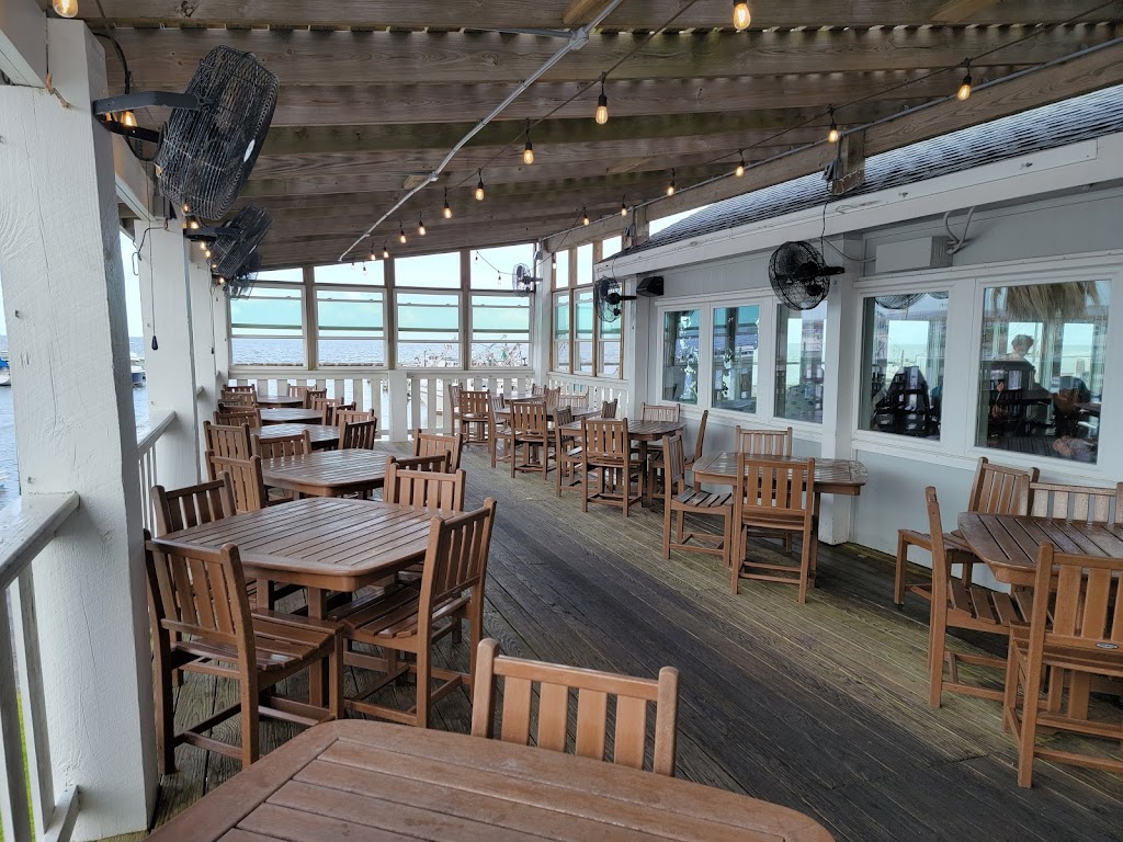 Charlotte Plummer | 202 N Fulton Beach Rd, Rockport, TX 78382, USA | Phone: (361) 729-1185