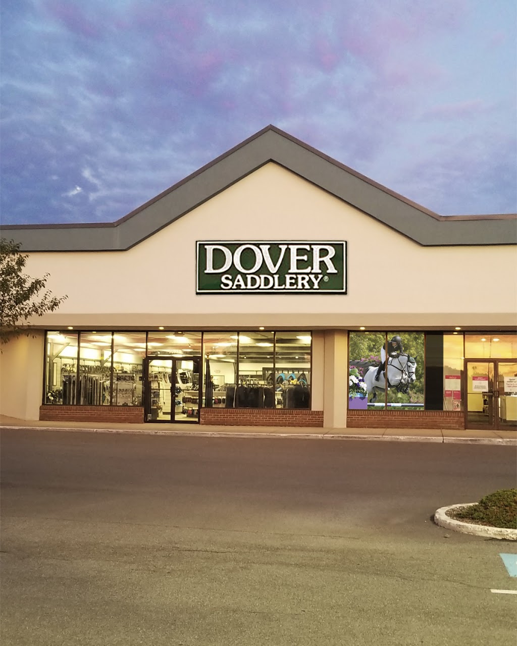 Dover Saddlery | 7970 Transit Rd, Williamsville, NY 14221, USA | Phone: (716) 428-5674