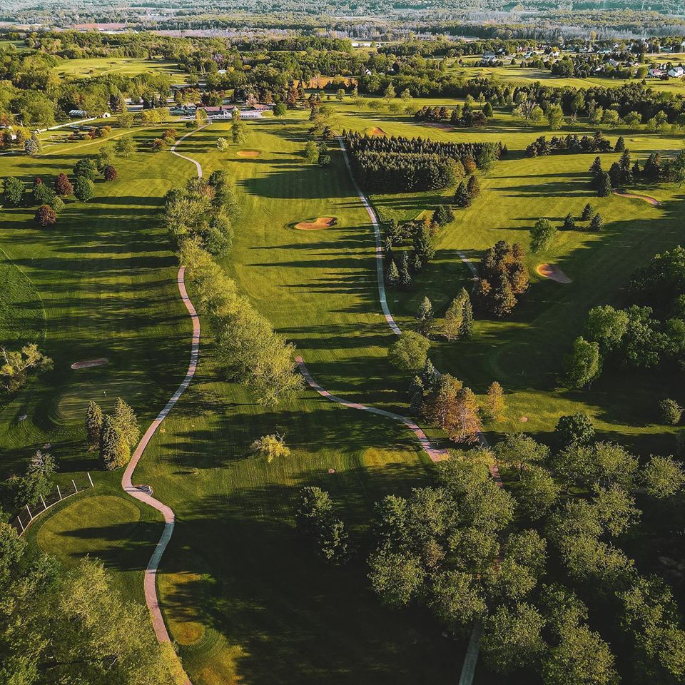 Edgewood Golf Course | W240s9950 Castle Rd, Big Bend, WI 53103, USA | Phone: (262) 662-3110