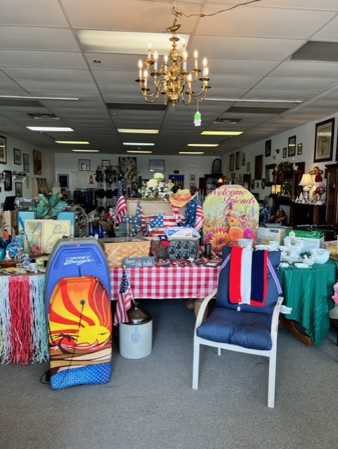 Vintage Thrifts on The Ridge | 1112 Fashion Ridge Rd Suite 1112, Dry Ridge, KY 41035, USA | Phone: (859) 903-2020