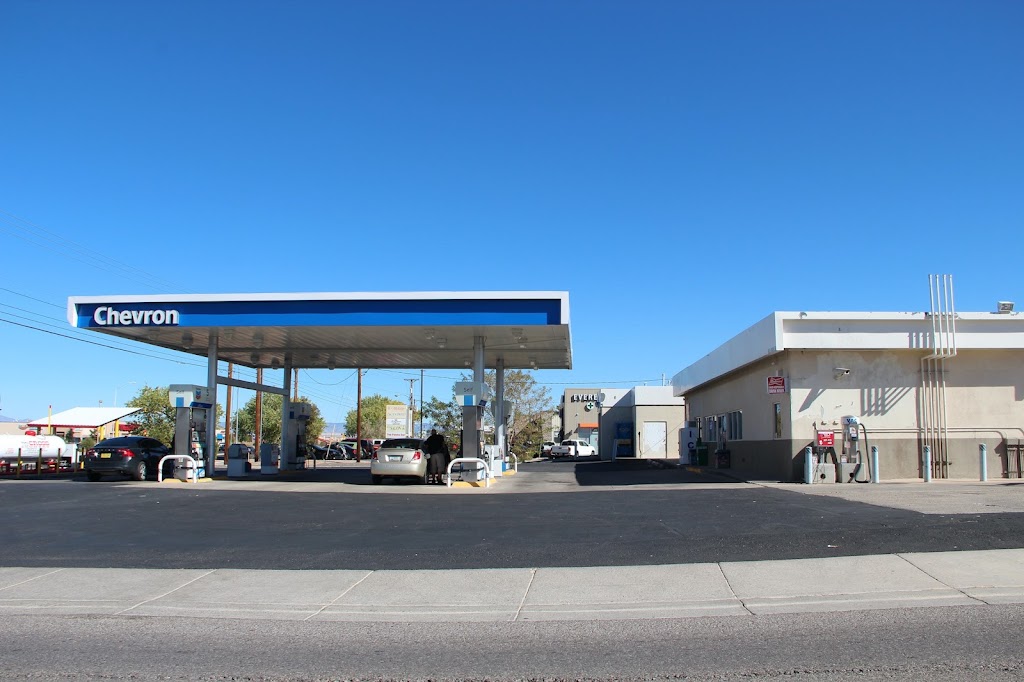 Chevron | 1655 Main St SW, Los Lunas, NM 87031, USA | Phone: (505) 916-0267