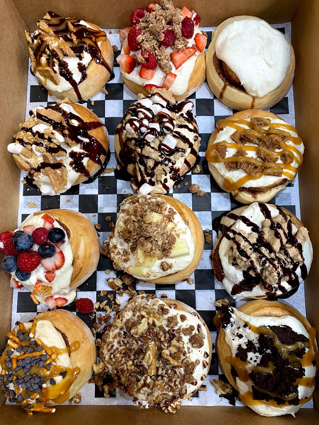 Cinnaholic | 2670 Tuscany St Suite 104, Corona, CA 92881, USA | Phone: (951) 893-1159