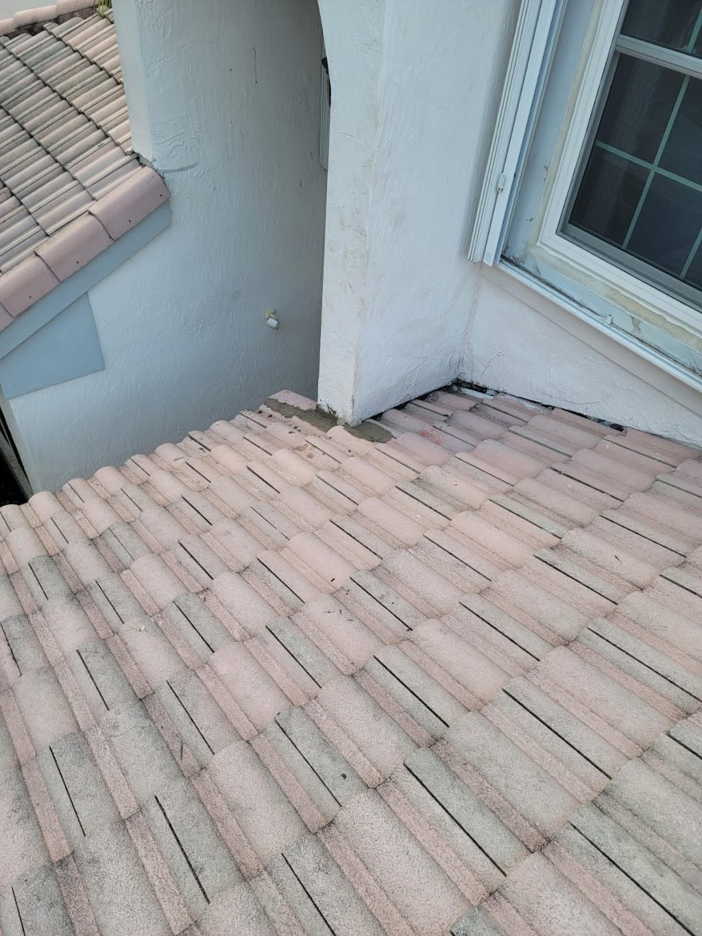 Coral Springs Roofing Experts | 9839 NW 20th St, Coral Springs, FL 33071, USA | Phone: (954) 601-3775