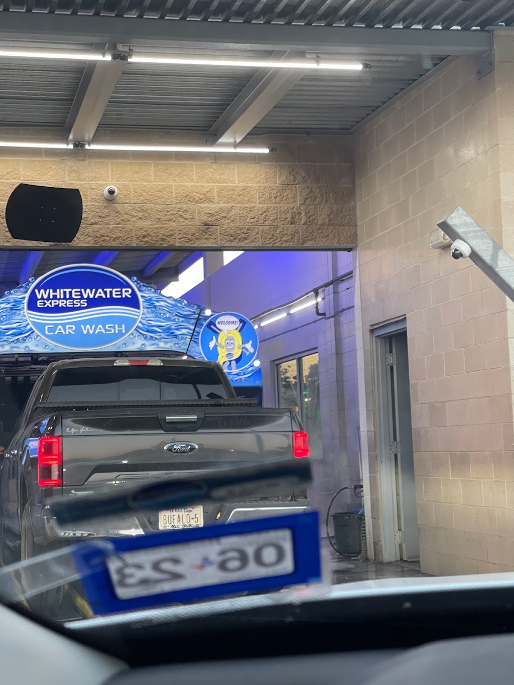 WhiteWater Express Car Wash Hutto | 300 Ed Schmidt Blvd, Hutto, TX 78634, USA | Phone: (512) 759-8066