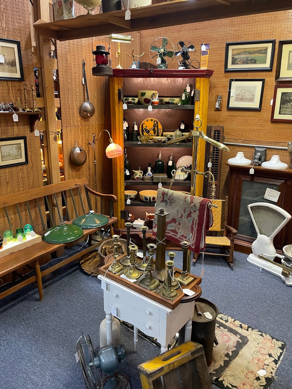 Platte Valley Antique Mall | 13017 238th St, Greenwood, NE 68366, USA | Phone: (402) 944-2949