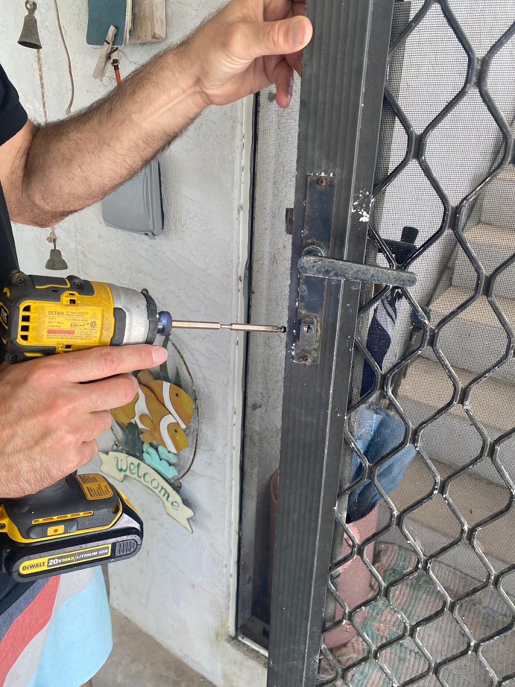 Key Largo Island Locksmith | 9 Norwood Ave, Key Largo, FL 33037, USA | Phone: (305) 723-9240