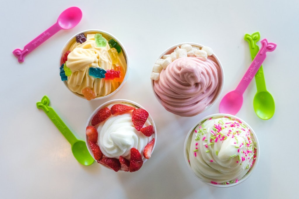 Yogurtland Anaheim | 5761 E Santa Ana Canyon Rd, Anaheim, CA 92807, USA | Phone: (714) 637-0600