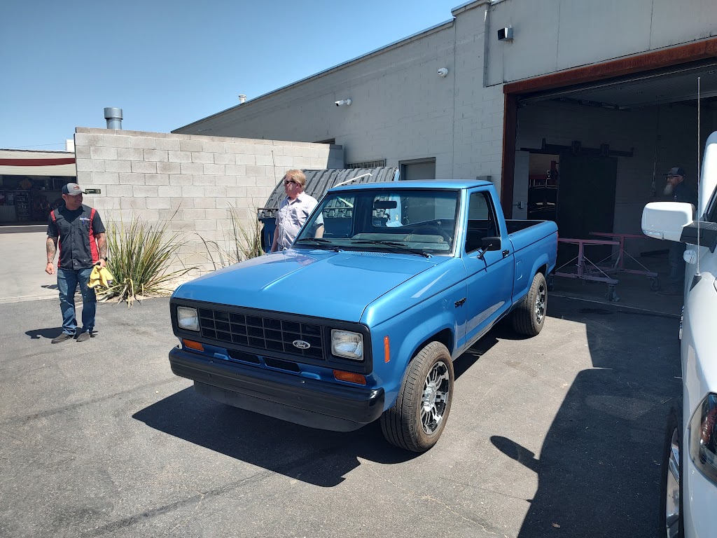 Hoods Etc Collision Center Inc. | 3420 N Dodge Blvd Entrance is on Dodge. No entrance off Kleindale Rd. Google Maps is incorrect, Tucson, AZ 85716, USA | Phone: (520) 795-8044