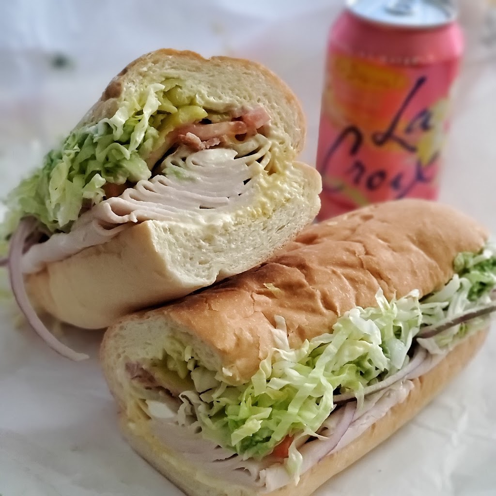 Beach Hut Deli | 2210 Taylor Rd F, Penryn, CA 95663, USA | Phone: (916) 259-2847