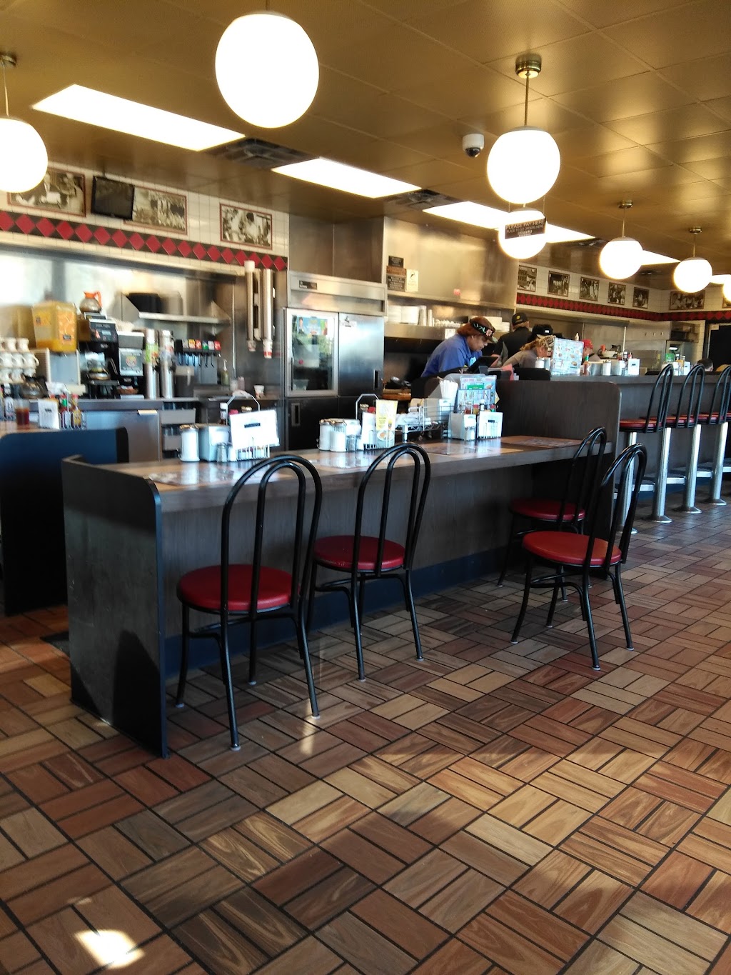 Waffle House | 3350 14th Ave SE, Conover, NC 28613, USA | Phone: (828) 466-0068