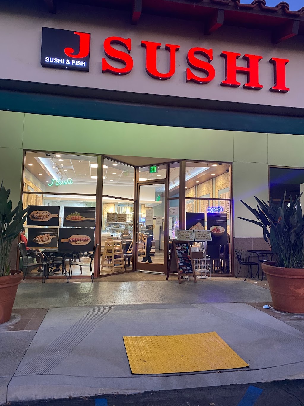 J Sushi RSM | 21612 Plano Trabuco Rd #J, Trabuco Canyon, CA 92679 | Phone: (949) 264-6019