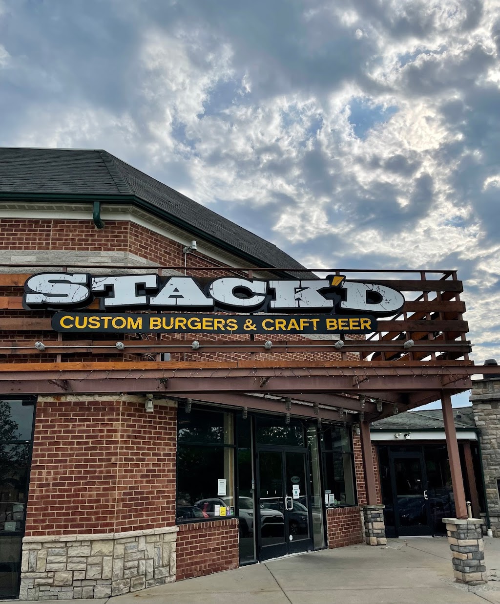 Stackd Wexford | 12087 Perry Hwy, Wexford, PA 15090, USA | Phone: (724) 497-2333