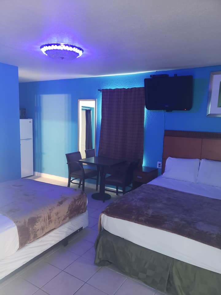 Shivam Reef Motel | 1011 E Market St, Rockport, TX 78382, USA | Phone: (361) 386-0059
