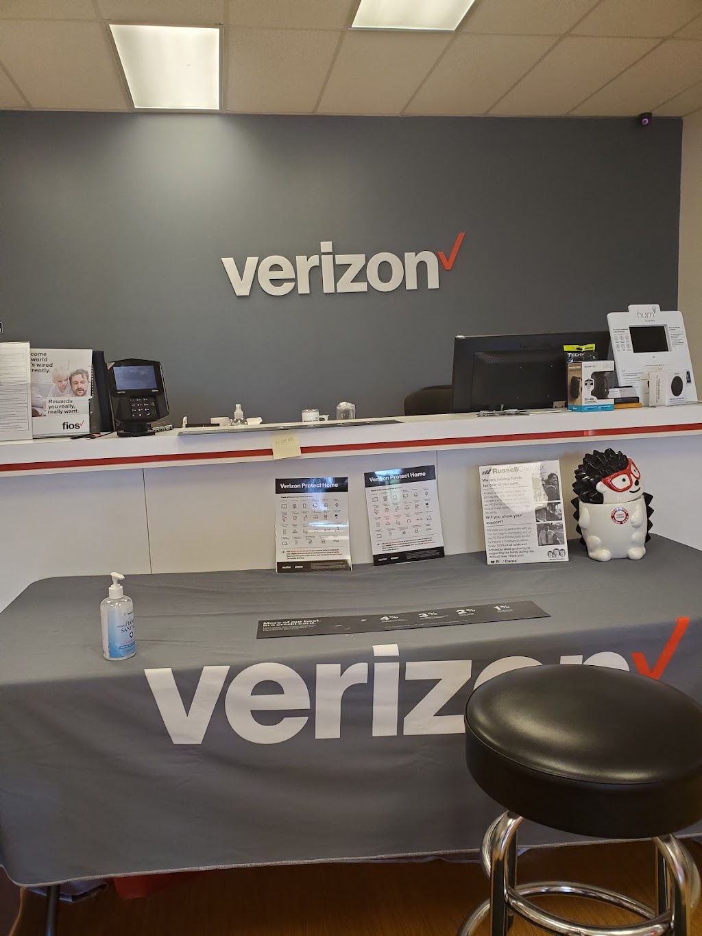 Verizon Authorized Retailer - Russell Cellular | 8971 Ox Rd Spc 230, Lorton, VA 22079, USA | Phone: (571) 488-9838