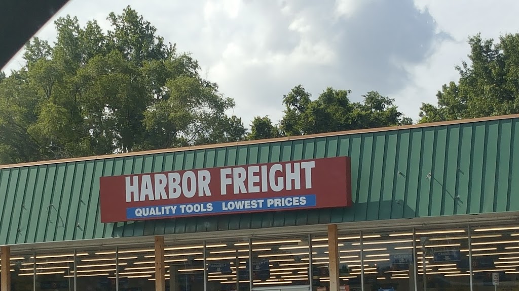 Harbor Freight Tools | 4368 S Noland Rd, Independence, MO 64055, USA | Phone: (816) 350-1089