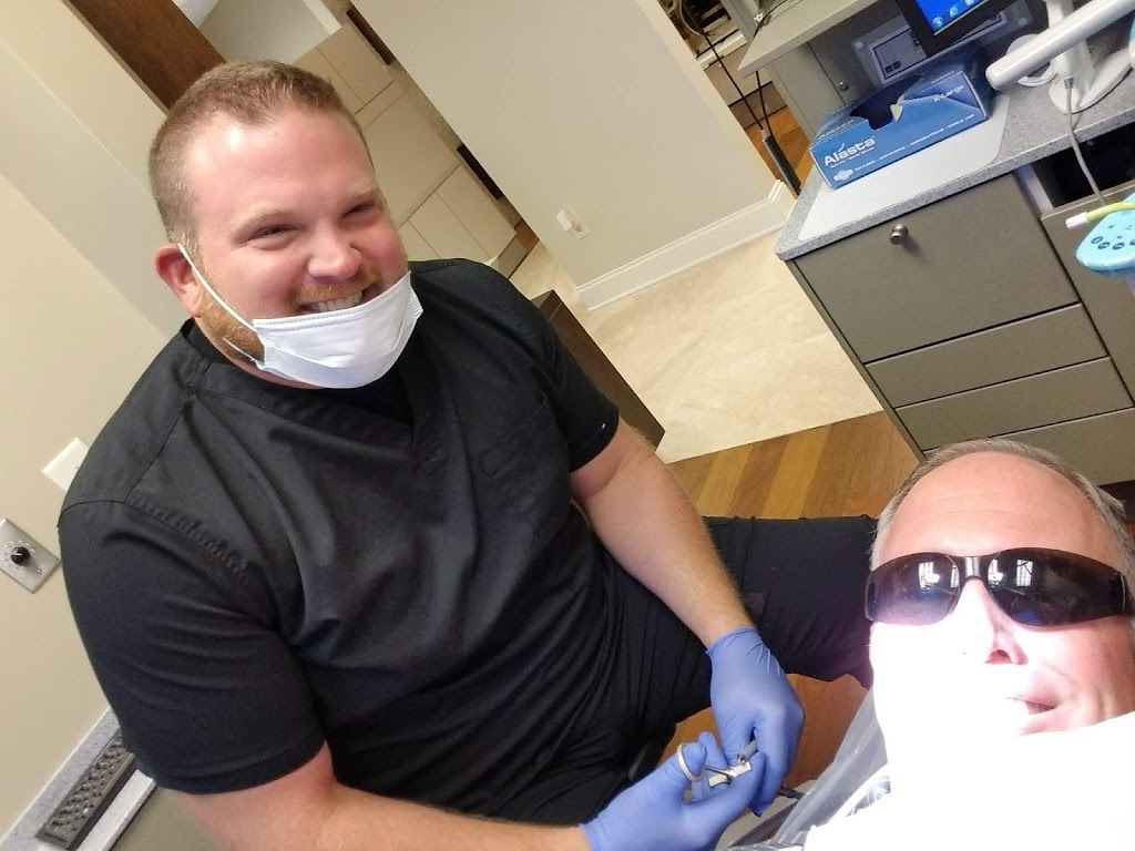 Bragg Dental | 655 Atlanta Rd Ste 701, Cumming, GA 30040, USA | Phone: (770) 889-8420